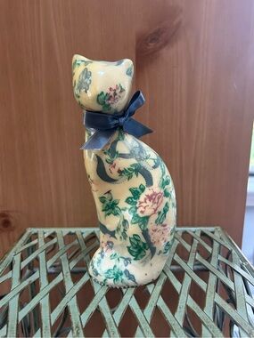 Vintage floral Cat figurine 8” not sure if porcelain or ceramic